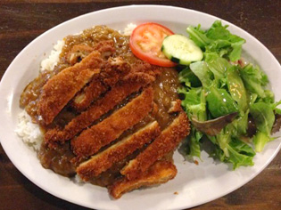 カフェでカツカレー！