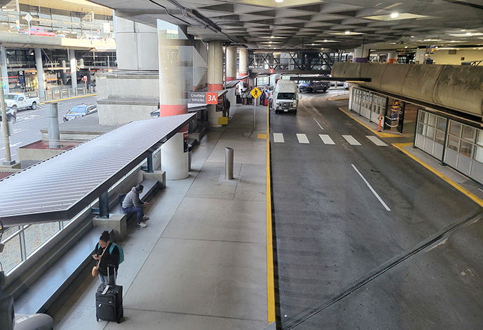 シアトル・タコマ国際空港 シャトルバス